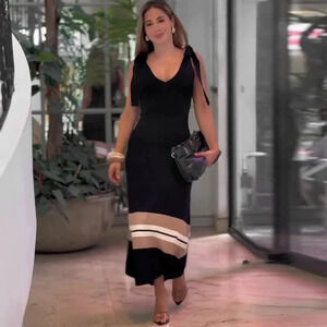 Forever 21 Spaghetti Strap Sleeveless Black Summer Casual Fitted Long Dress